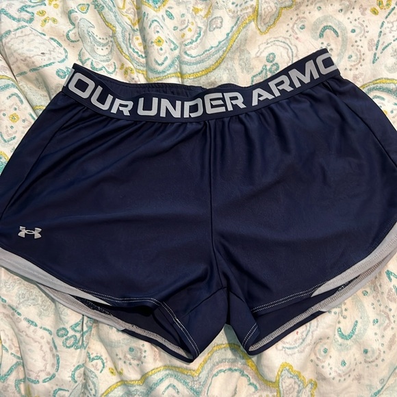 Under Armour women’s athletic shorts - Picture 1 of 2
